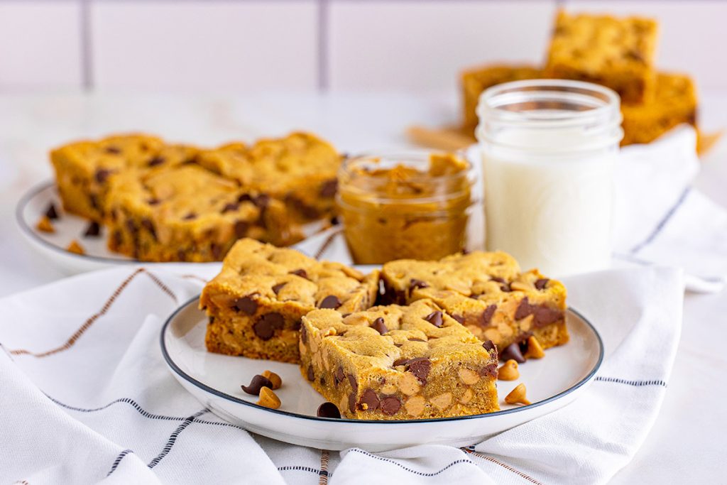 cookie bars with peanut butter and milk