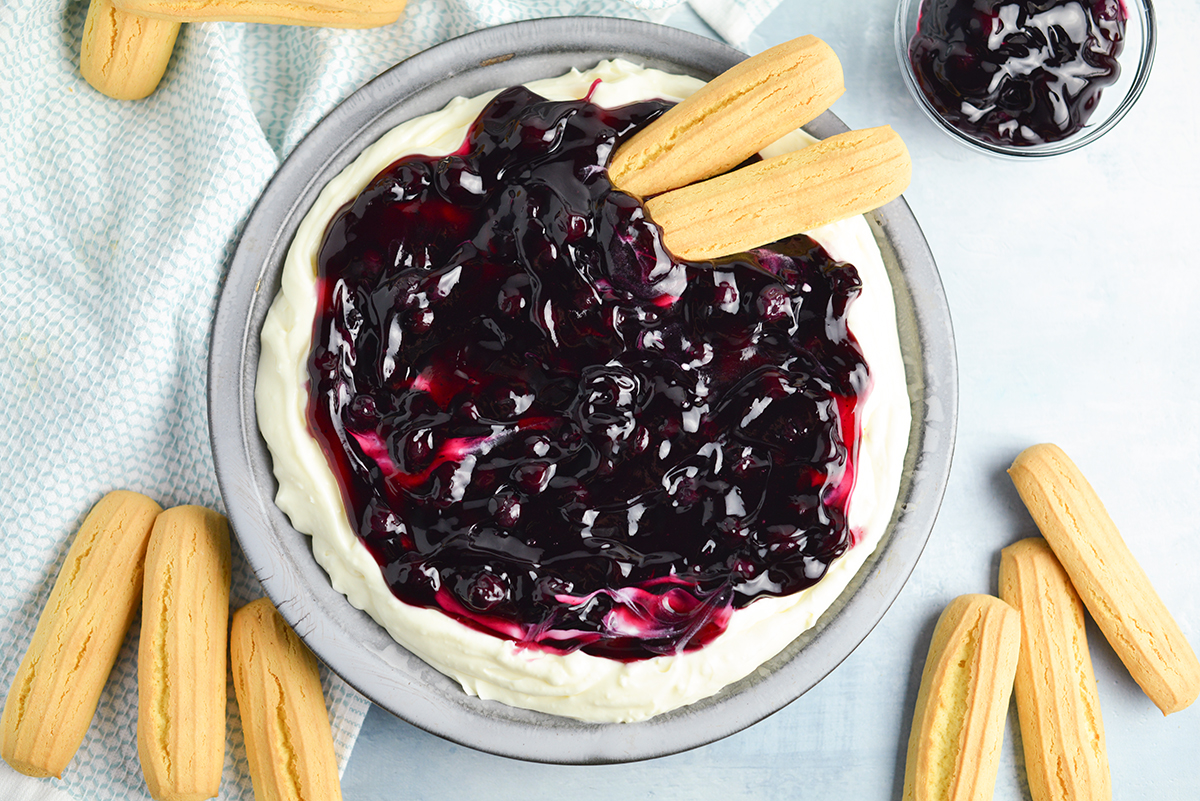 EASY Blueberry Cheesecake Dip 5 Minutes and 7 Ingredients!