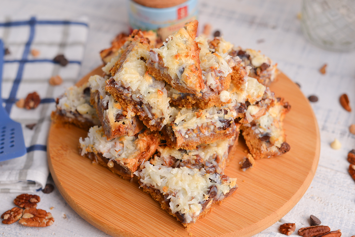 BEST Hello Dolly Bars Recipe Aka Seven Layer Magic Bars   Hello Dolly Bars 12 