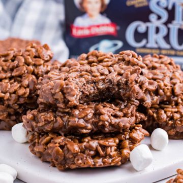 tray of copycat star crunch