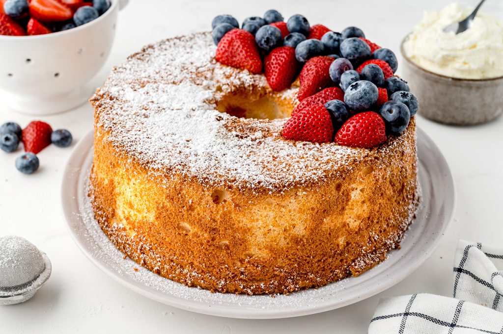 Best Angel Food Cake Recipe Classic Light And Airy Cake 1222