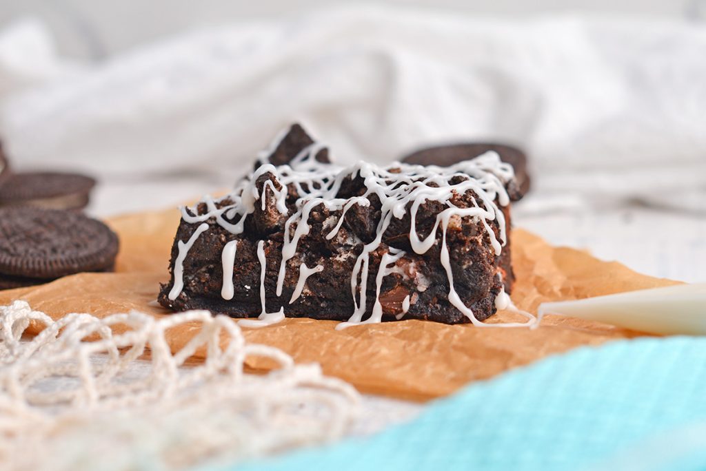 oreo brownie drizzled with icing