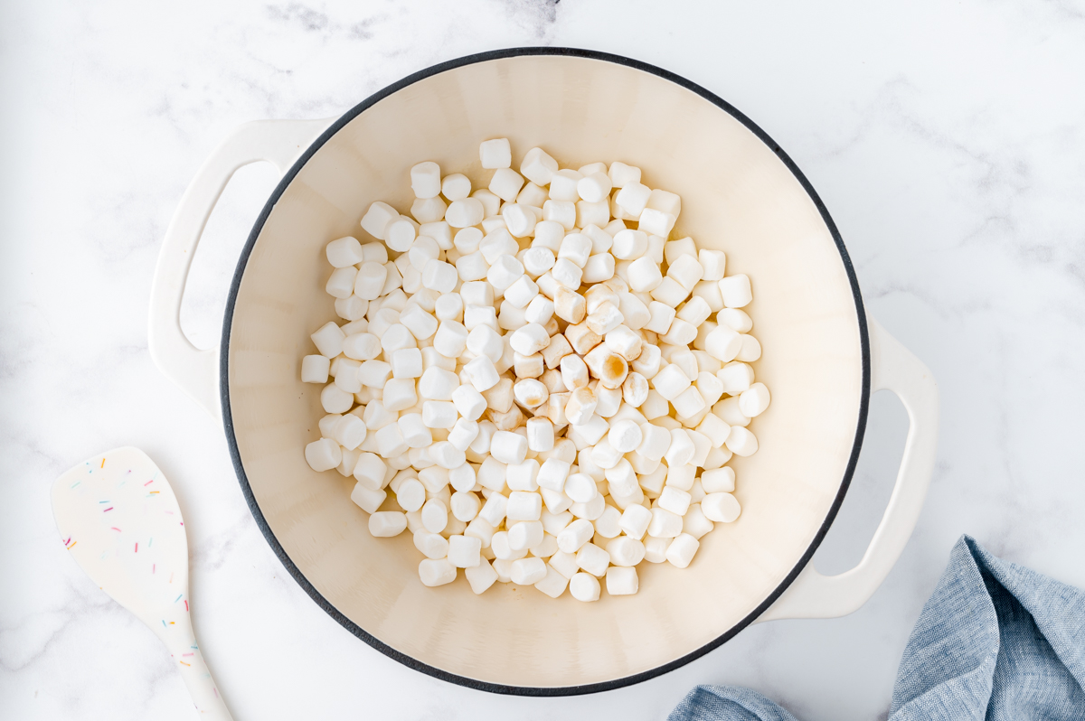 Potato Chip Marshmallow Bars {Sweet & Salty)